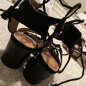 Blocked heels/sandals